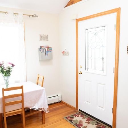 Beautiful Apartment-5 Beds-Full Kitchen-Parking-Super Clean! Boston Exteriör bild